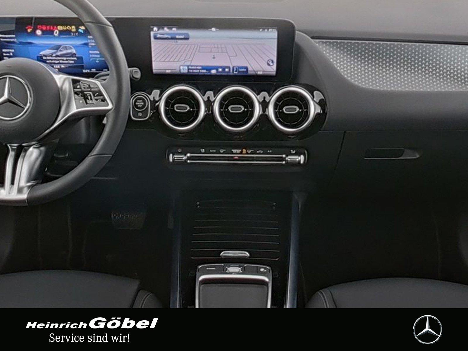 Mercedes-Benz B 180 Progressive Sedan