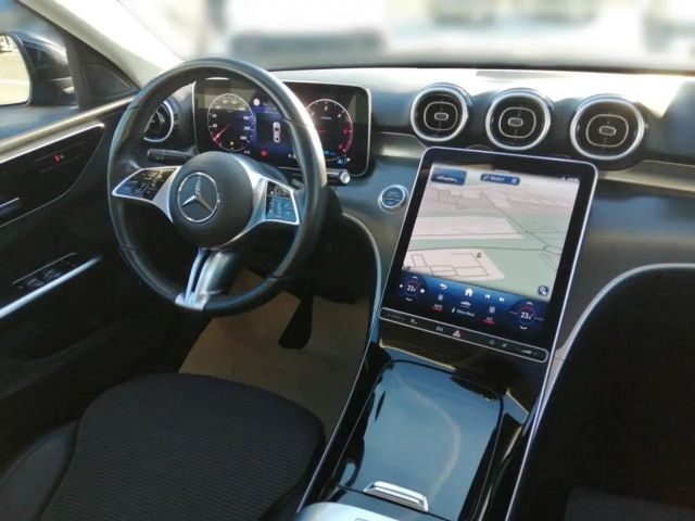 Mercedes-Benz C 220 AVANTGARDE C 220 d Sedan