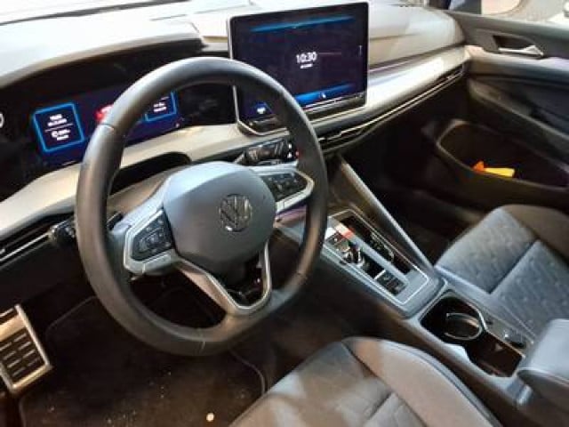 Volkswagen Golf 1.5 eTSI DSG