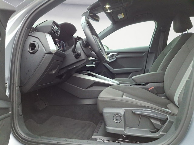 Audi A3 30 TFSI S-Tronic Sedan