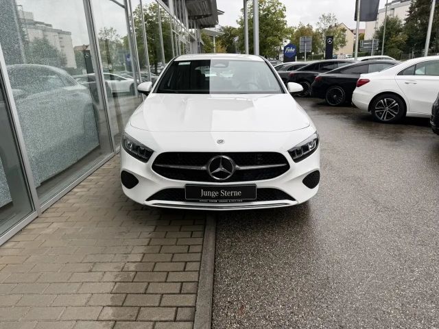 Mercedes-Benz A 180 Progressive