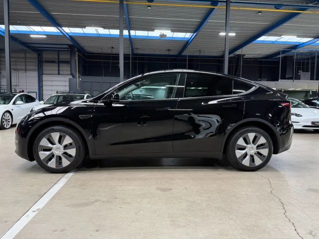 Tesla Model Y AWD Long Range