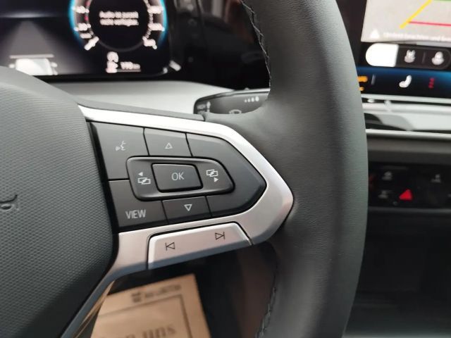 Volkswagen Golf Life Variant