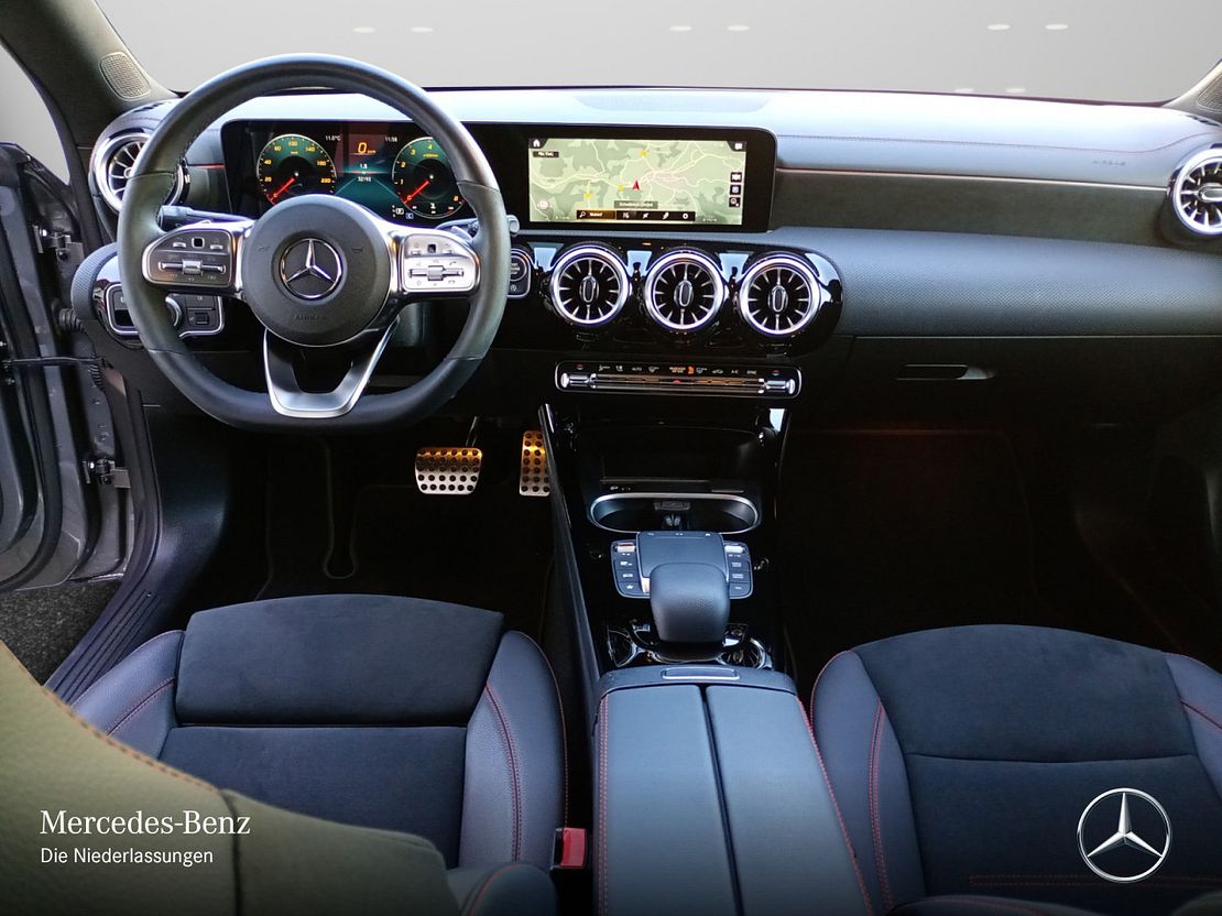 Mercedes-Benz CLA 250 4MATIC AMG Line Coupé