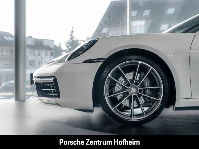 Porsche 992 Cabrio Carrera