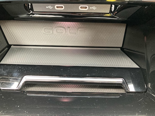 Volkswagen Golf 2.0 TSI DSG Golf VIII Style