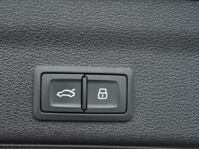 Audi A6 40 TDI Avant S-Tronic