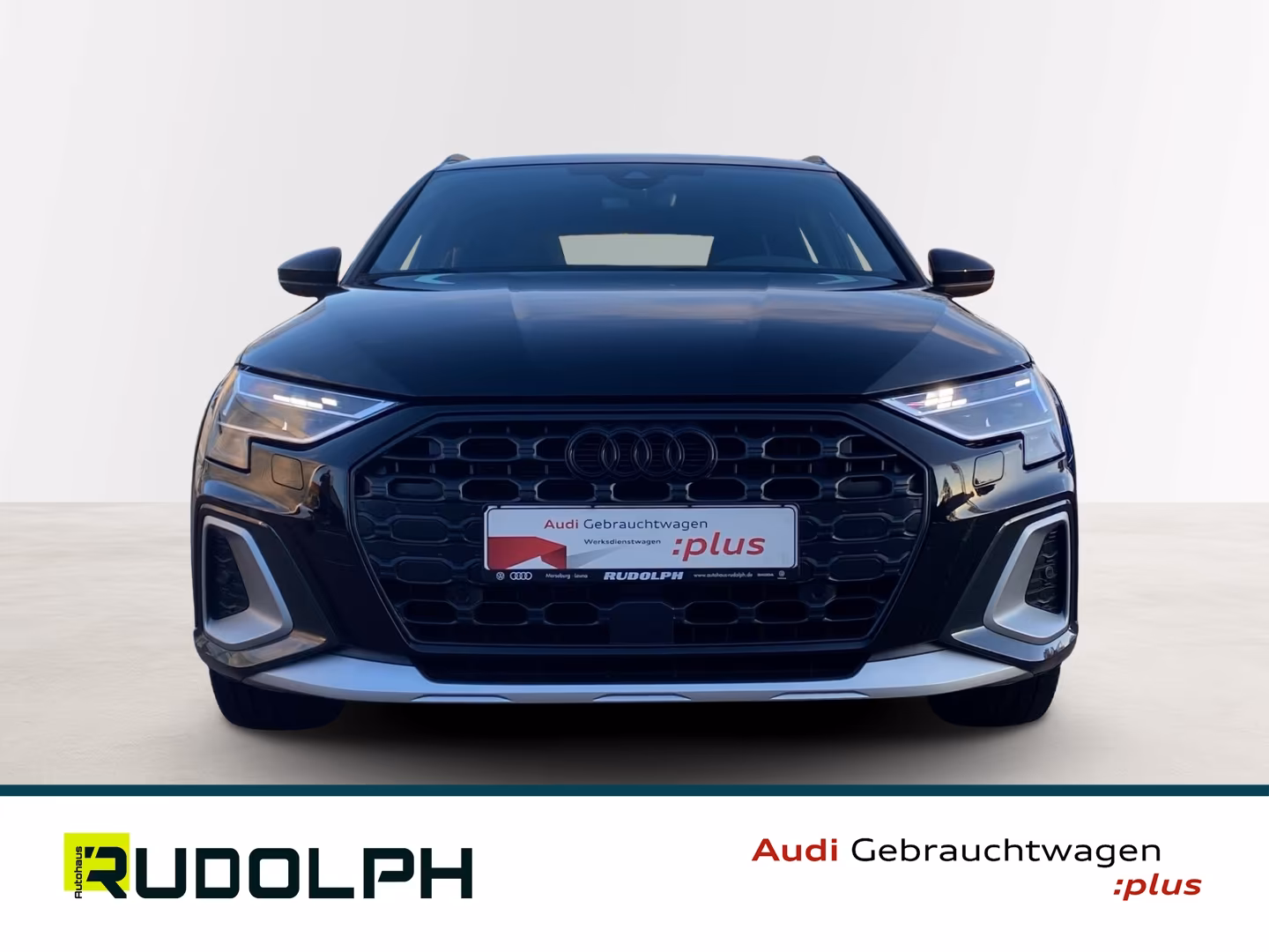 Audi A3 35 TFSI S-Line S-Tronic Sedan