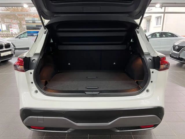 Nissan Qashqai 1.3 Connecta Ambiente+360°+uvm.