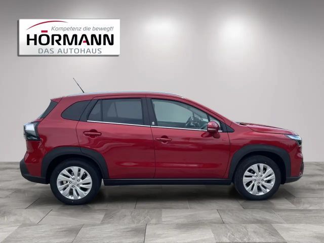 Suzuki S-Cross Hybrid