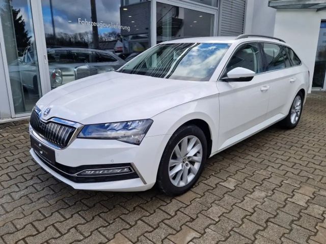 Skoda Superb 1.4 TSI Ambition Combi iV