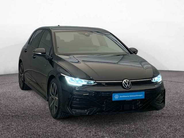 Volkswagen Golf 1.5 eTSI Golf VIII R-Line