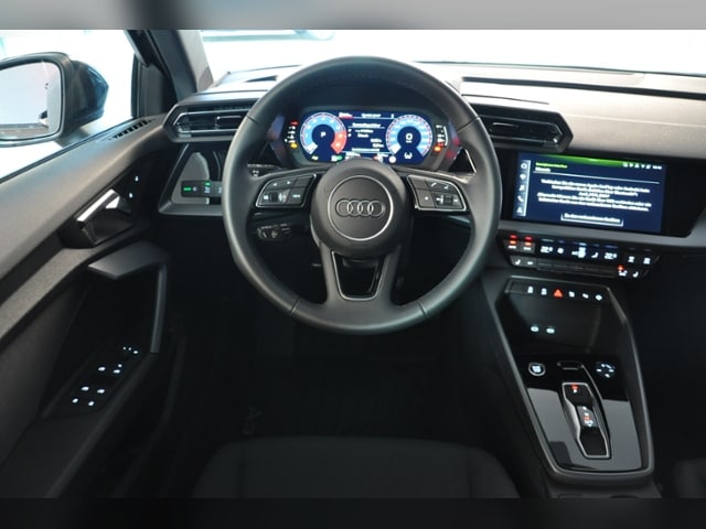 Audi A3 30 TFSI S-Tronic Sportback