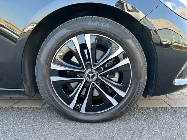 Mercedes-Benz B 180 B 180 d Progressive