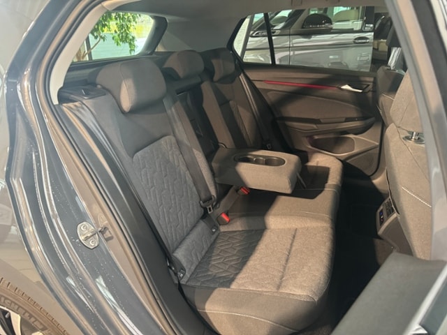 Volkswagen Golf 1.5 TSI Golf VIII Move