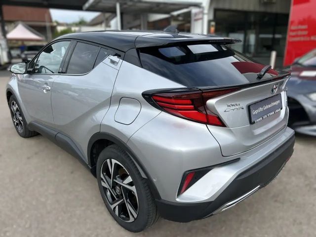 Toyota C-HR Hybride Team D