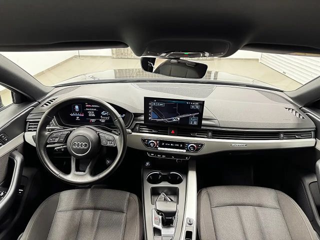 Audi A4 40 TDI Quattro S-Line S-Tronic Sedan