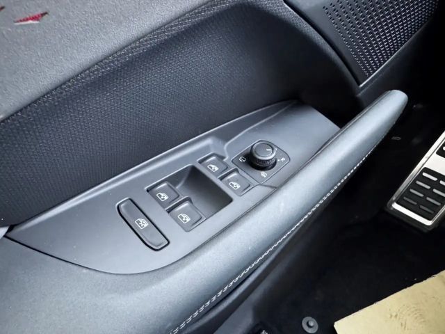 Cupra Terramar 1.5 e-Hybrid