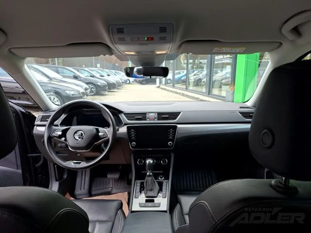 Skoda Superb 4x4 Combi Style Style