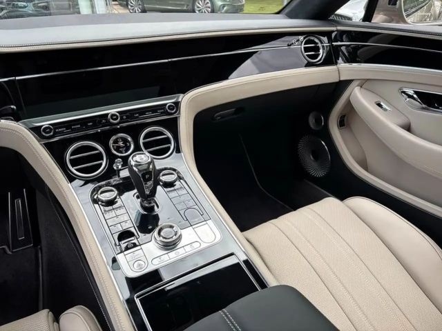 Bentley Continental GT Hybrid V8