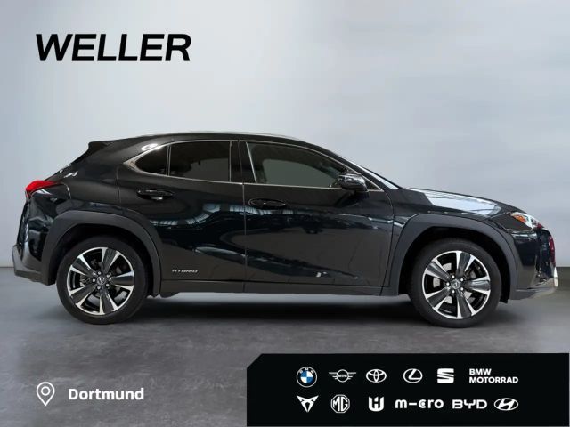 Lexus UX 250h Style Edition