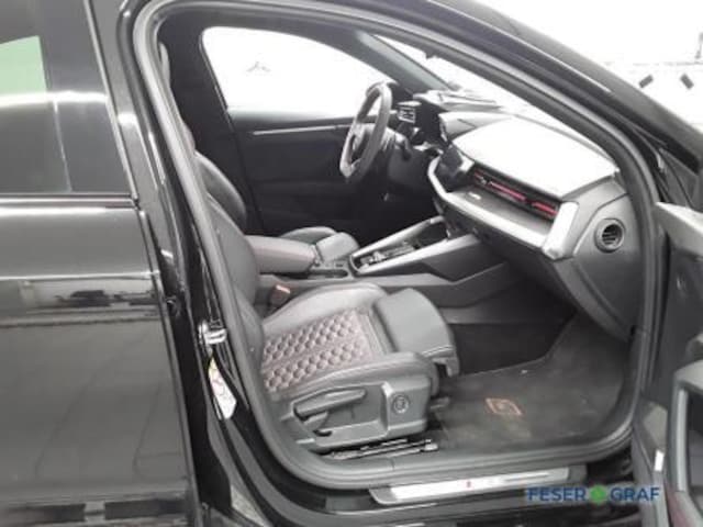 Audi RS3 Quattro S-Tronic Sedan