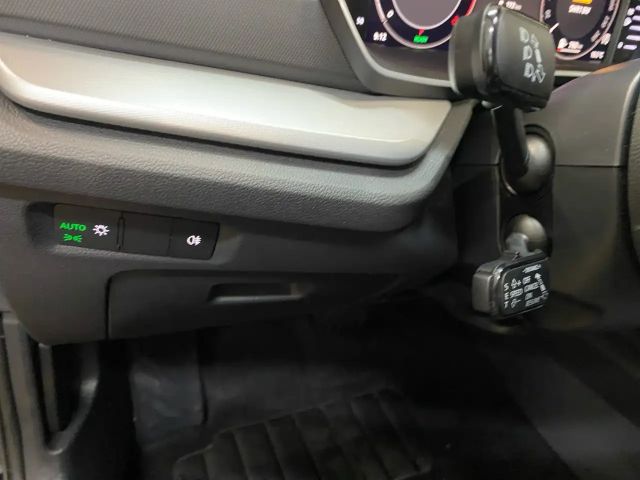 Skoda Octavia Combi Selection