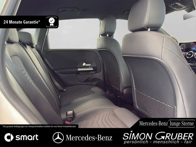 Mercedes-Benz B 180 Progressive Sedan