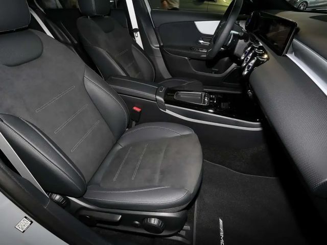 Mercedes-Benz A 200 AMG Line