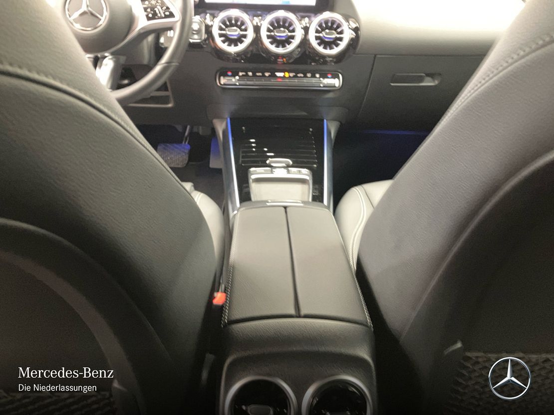 Mercedes-Benz GLA 200 GLA 200 d