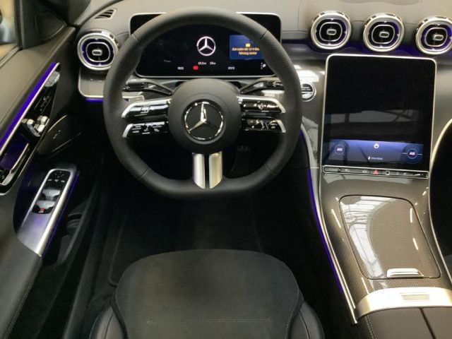 Mercedes-Benz C 180 AMG Line Sedan