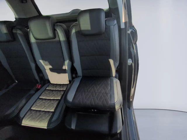 Volkswagen Touran 1.5 TSI 7-zitter DSG R-Line