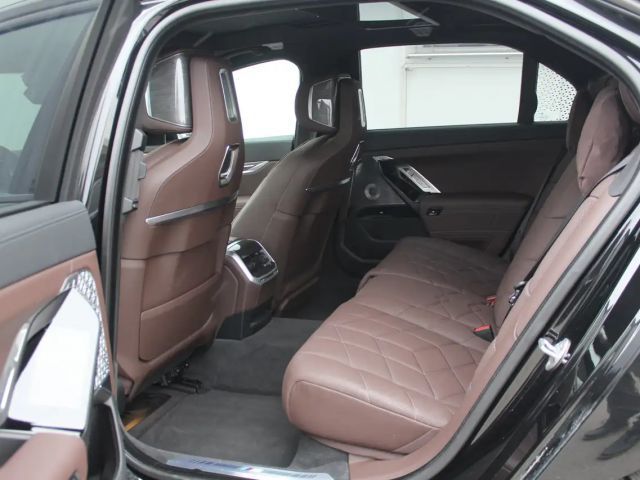 BMW i7 M70 Sedan xDrive