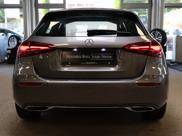 Mercedes-Benz A 180 Progressive