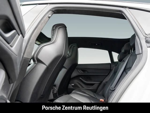 Porsche Taycan Cross Turismo Turbo