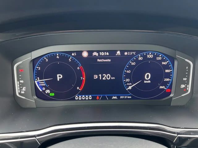 Volkswagen Touran DSG Highline R-Line