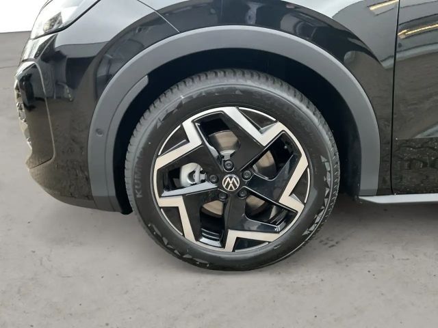 Volkswagen T-Roc 1.5 eTSI DSG R-Line