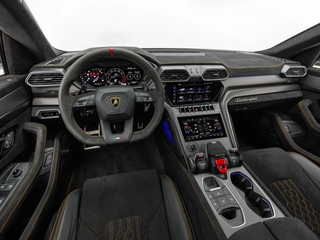 Lamborghini Urus Performante