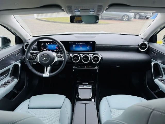 Mercedes-Benz A 180 Progressive