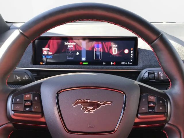 Ford Mustang Mach-E AWD