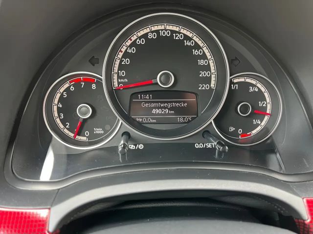 Volkswagen up! 1.0 TSI GTI