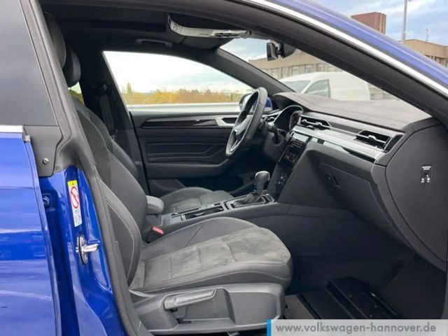 Volkswagen Arteon 2.0 TSI DSG R-Line