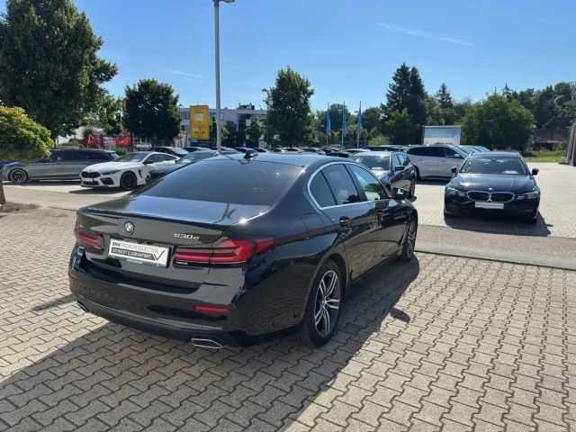 BMW 530 530e Sedan