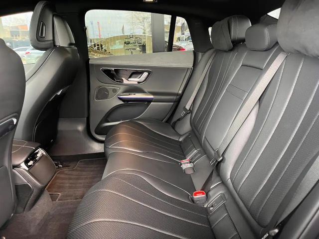 Mercedes-Benz EQE 300 Business Line Sedan