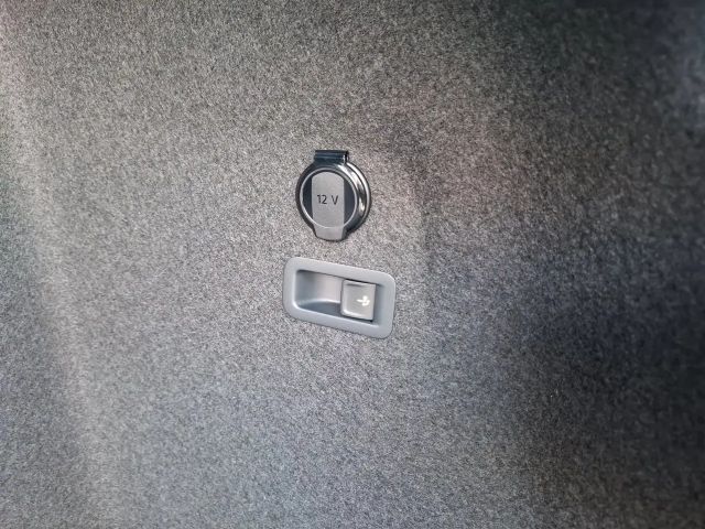 Volkswagen Golf DSG Sport Variant