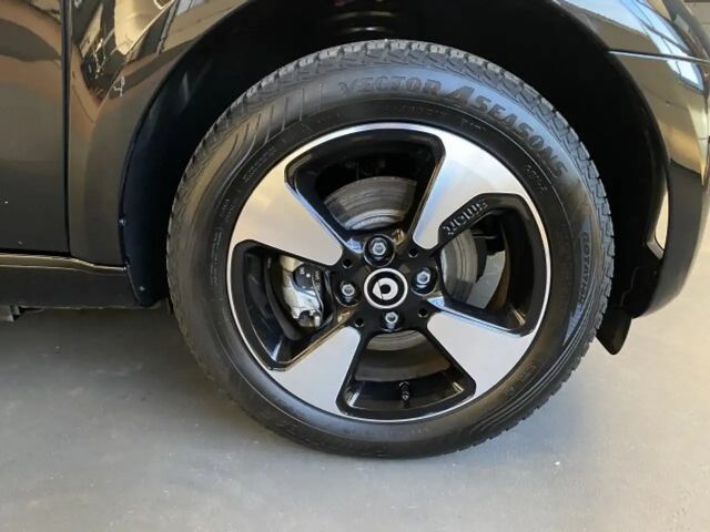 Smart EQ fortwo EQ fortwo LED Panorama Kamera Sitzheizung ... BC