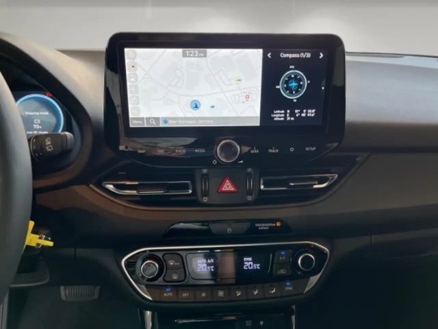 Hyundai i30 Advantage Hybrid