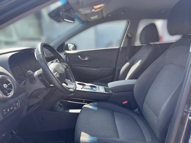 Hyundai Kona 2WD Trend