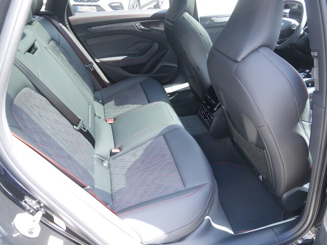 Audi A6 e-tron Avant Quattro