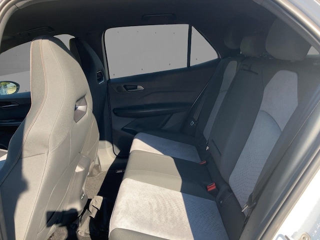 Cupra Born Born Edition Dynamic HdUp*NAV*ACC*SENNHEISER*20"